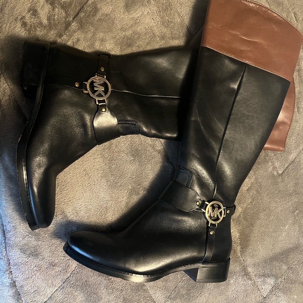 Michael Kors Harness boots. Black/Mocha. Size 8 1/2